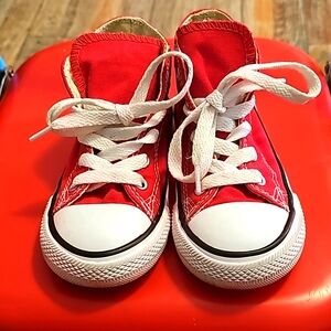 Converse toddler